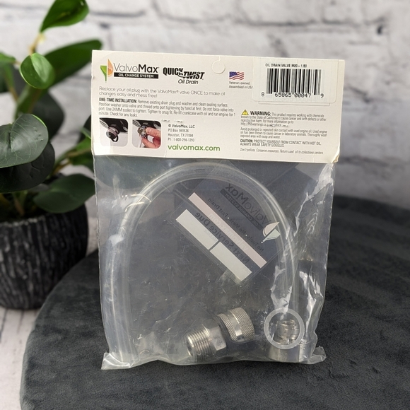 OEM ValvoMax M20-1.50 quick twist oil drain plug system plug - Picture 2 of 8